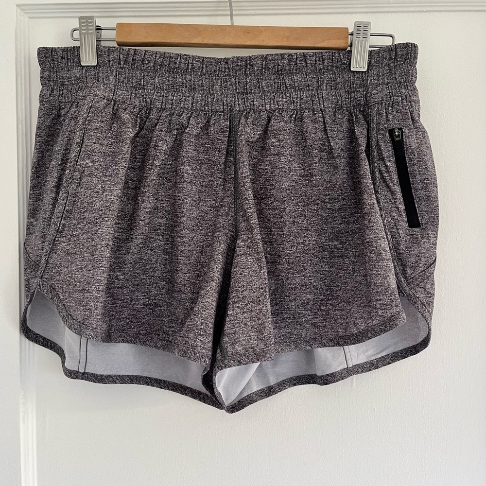 Lululemon track that short size 12